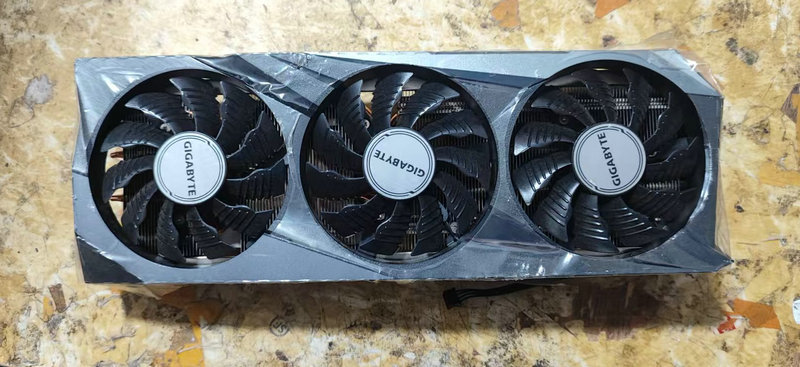 ギガバイト RTX3070 ゲーミンググラフィックビデオカー - Video Gaming Accessories のレビューと価格